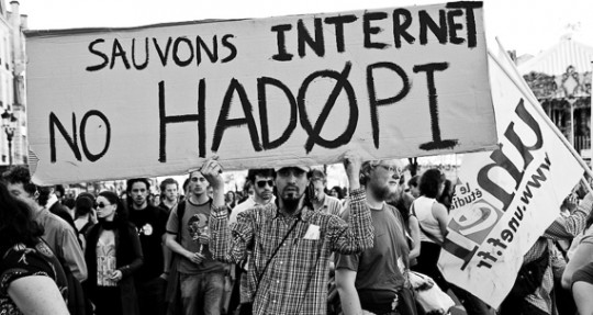 La Ley Hadopi provocó fuertes protestas en 2010